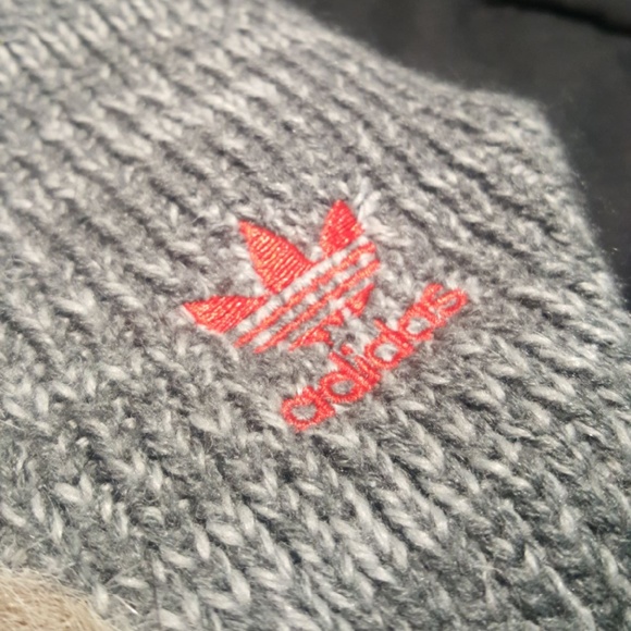 ⛔SOLD⛔ Adidas Chicago Bulls Ear Flap Winter Hat - Picture 2 of 5